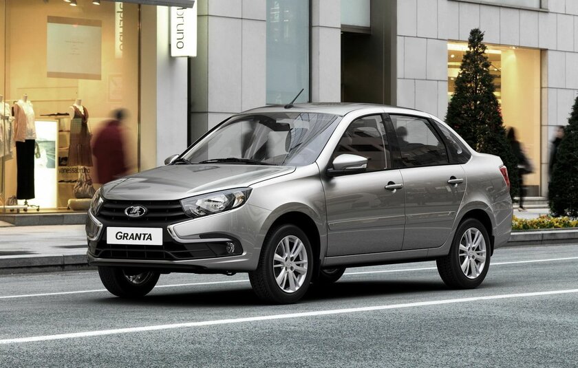 АвтоВАЗ вновь остановит сборку Lada Granta. Временно