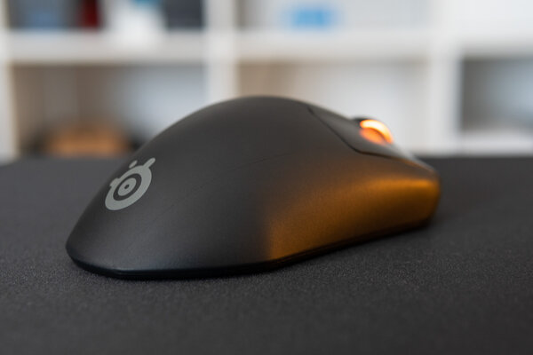Геймерам от профессионалов. Обзор SteelSeries Prime Wireless — Внешний вид и эргономика. 4