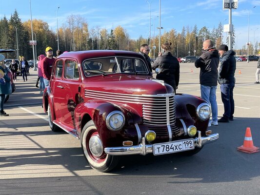 В Подмосковье прошёл Opel Fest, где владельцы автомобилей Opel собрались для мирового рекорда