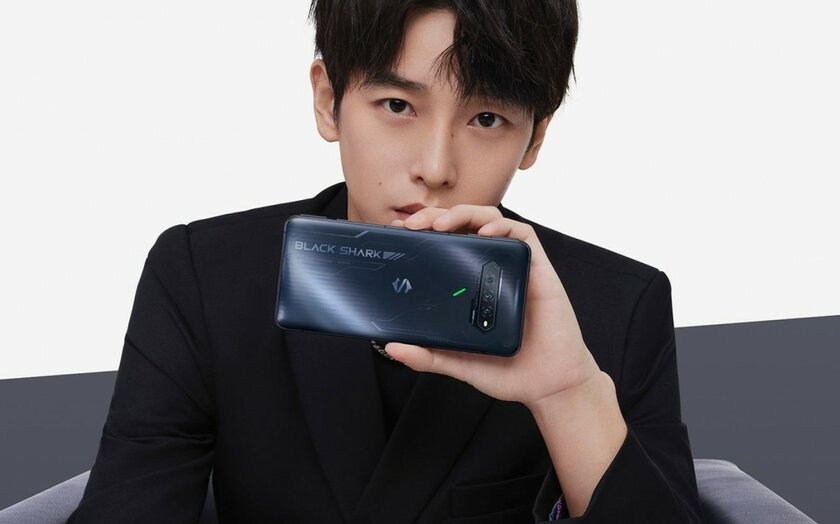 Геймерские смартфоны Xiaomi Black Shark 4S получили новый дизайн и спецверсию