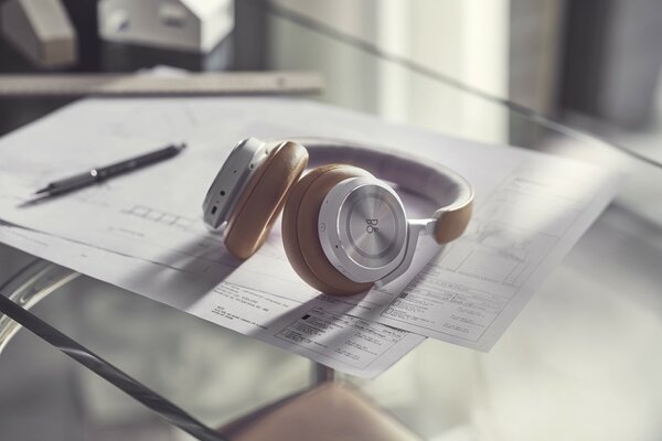 Россыпь новинок от Bang & Olufsen: колонки, наушники и акустика для дома с совершенным звуком и дизайном