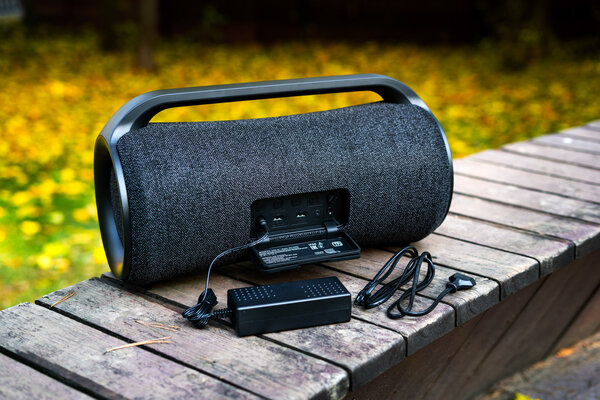 Обзор Sony SRS-XG500 и Sony SRS-XP500: звуковые системы на все случаи жизни — Внешний вид. 18