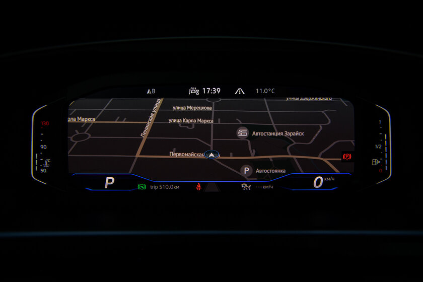 Малый повзрослел. Тест-драйв заряженного Volkswagen Tiguan R-Line (2021) — Интерьер и удобство внутри. 27