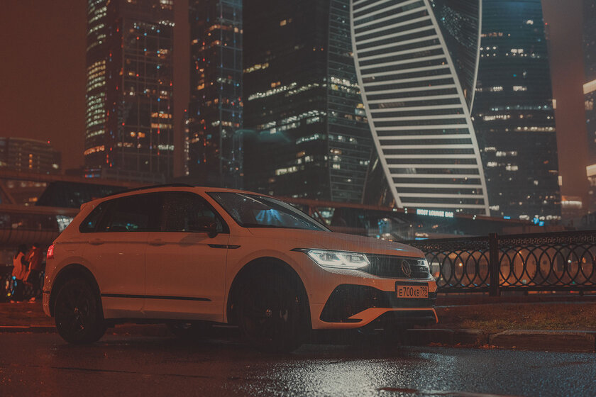 Малый повзрослел. Тест-драйв заряженного Volkswagen Tiguan R-Line (2021) — В путь. 2