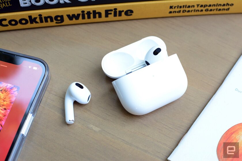 Обзор AirPods 3: теперь нет смысла покупать предыдущие