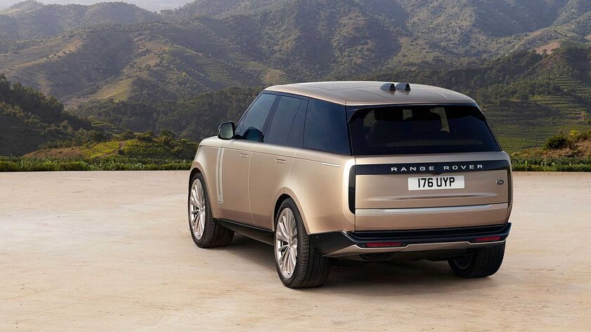 Представлено пятое поколение Range Rover: новая платформа и огромный дисплей