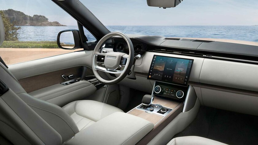 Представлено пятое поколение Range Rover: новая платформа и огромный дисплей