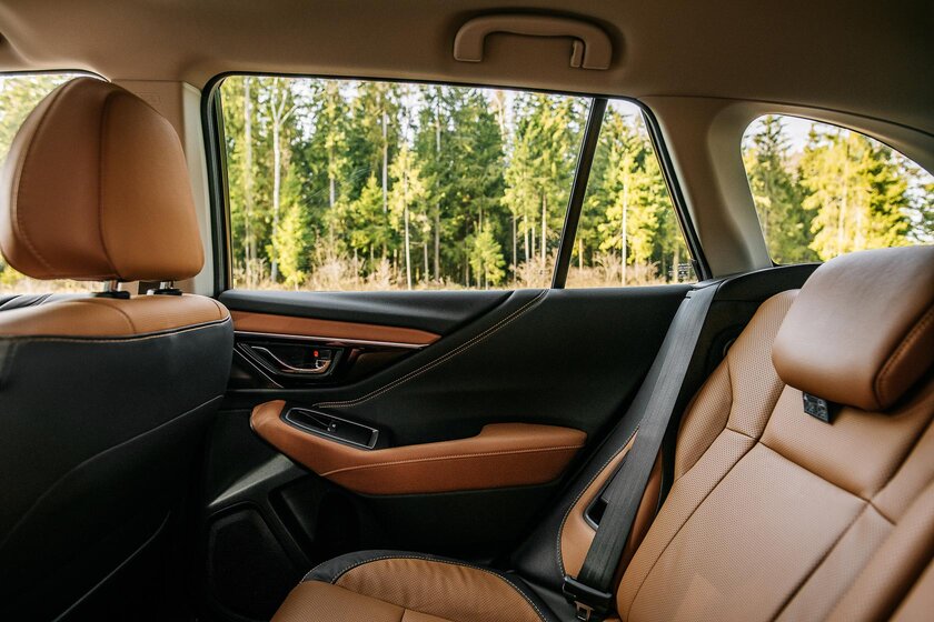 Эта машина различает водителей! Тест-драйв Subaru Outback 6-го поколения — Первое знакомство. 26