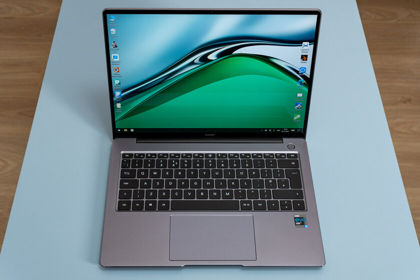 Huawei в очередной раз поднимает планку ультрабуков. Обзор MateBook 14s — Экран 90 Гц и автояркость. 1