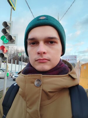 HONOR вернулся с сервисами Google и эталонным экраном. Обзор HONOR 50