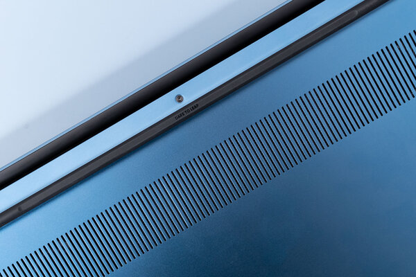 На что способен производитель смартфонов в сегменте ноутбуков? Обзор Realme Book — Дизайн и эргономика. 3