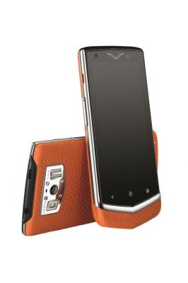 Vertu показала свой новый Android-смартфон Constellation