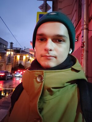 HONOR вернулся с сервисами Google и эталонным экраном. Обзор HONOR 50