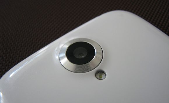 Обзор смартфона Lenovo S820