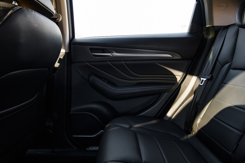 Модный формат из Китая. Тест-драйв Haval F7x (2019) — Статика. 13