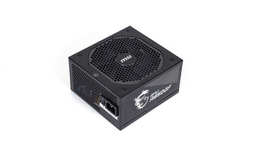 Бесшумный корпус для произво­дительных сборок. Обзор MSI MPG Quietude 100S — MSI MPG A850GF: комплектация, внешний вид. 5