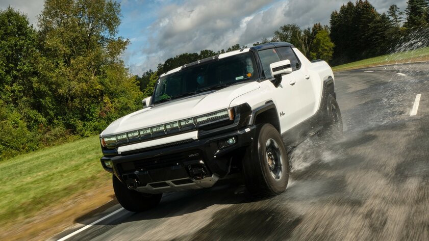 GM начнёт поставлять электропикап Hummer в декабре. Дальность хода — меньше ожидаемого