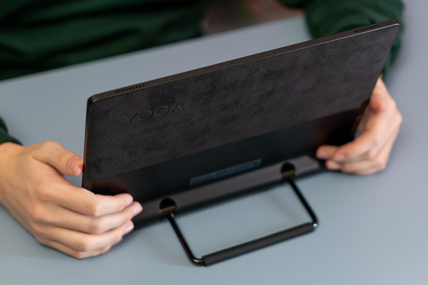 Планшет со встроенной ручкой-подставкой — гениально. Обзор Lenovo Yoga Tab 13 — Отзыв спустя две недели использования. 1