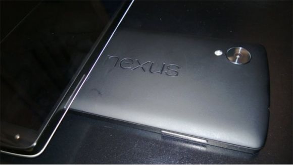 LG Nexus 5 могут назвать Nexus 4 2013
