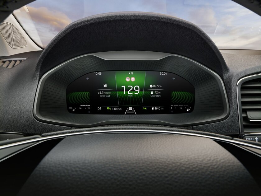 Skoda представила обновлённый Karoq: мощный, спортивный и безопасный