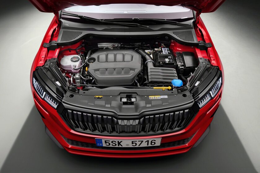 Skoda представила обновлённый Karoq: мощный, спортивный и безопасный