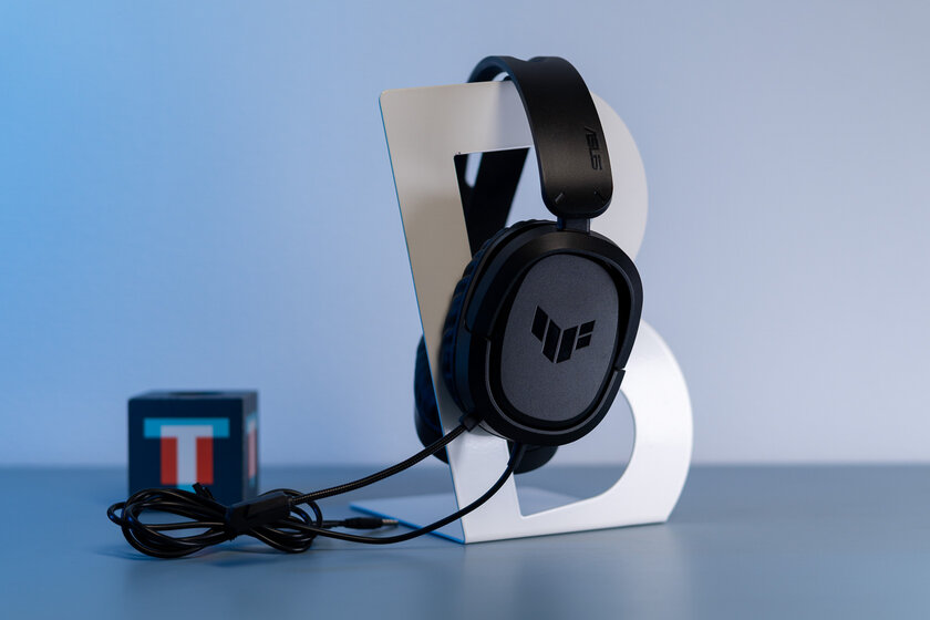 Самая лёгкая, монолитная и с аудиоджеком — идеал? Обзор ASUS TUF Gaming H1
