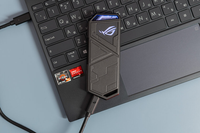 Быстрый, компактный и светящийся. Обзор ASUS ROG Strix Arion S500