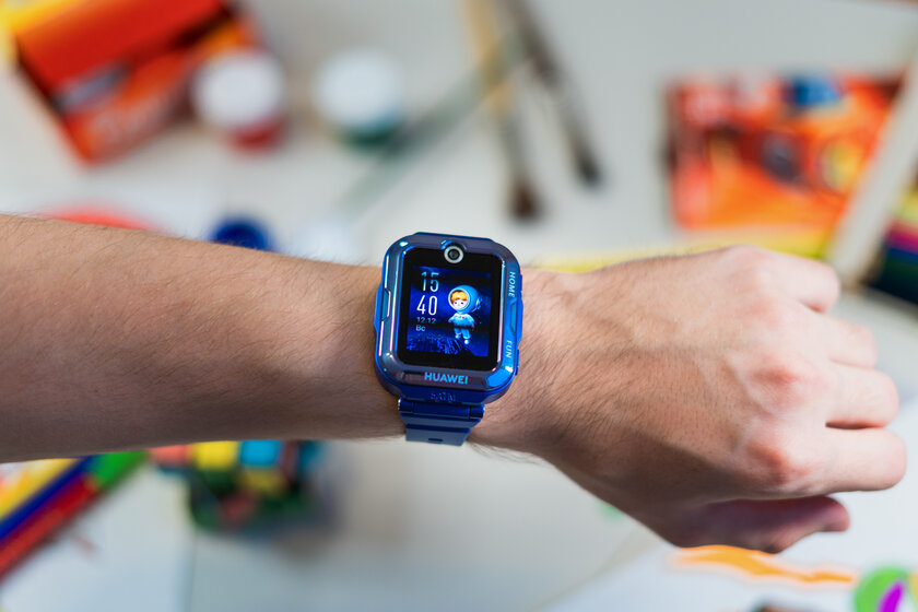 Не смарт-часы, а мечта детей (точнее, родителей): обзор Huawei Watch Kids 4 Pro — Внешний вид. 1
