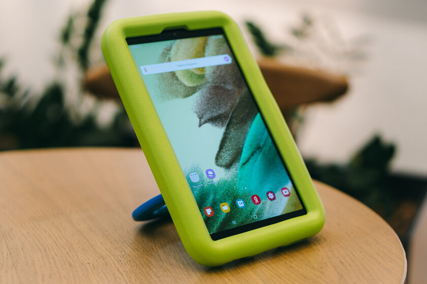 Неубиваемый планшет Samsung для детей. Обзор Galaxy Tab Kids (2021)