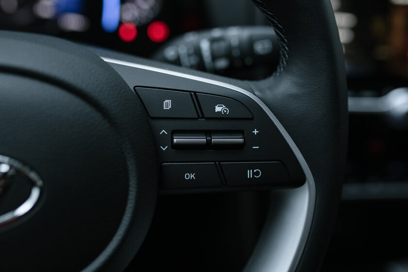 Такой же народный, но со смелым дизайном. Тест-драйв Hyundai Creta — Снаружи и внутри. 10