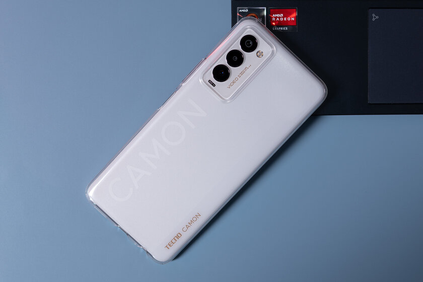 Новый бренд завоёвывает наш рынок. Обзор Tecno Camon 18P — Внешний вид и эргономика. 3
