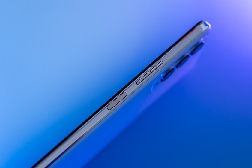Новый бренд завоёвывает наш рынок. Обзор Tecno Camon 18P — Внешний вид и эргономика. 4