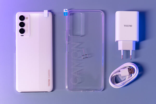 Новый бренд завоёвывает наш рынок. Обзор Tecno Camon 18P — Распаковка. 3
