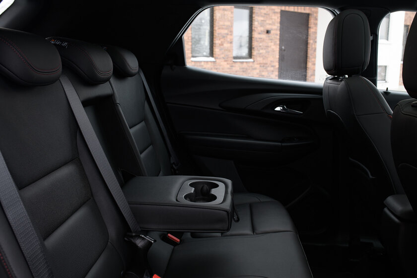 А ты точно из Америки? Тест-драйв Chevrolet Trailblazer 2021 — В статике. 16