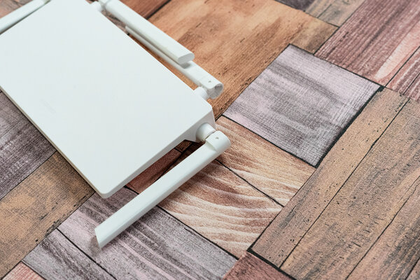 Недорогой роутер с высокой стабильностью и Wi-Fi 6 — самое то? Обзор Huawei WiFi AX2 — Внешний вид. 7