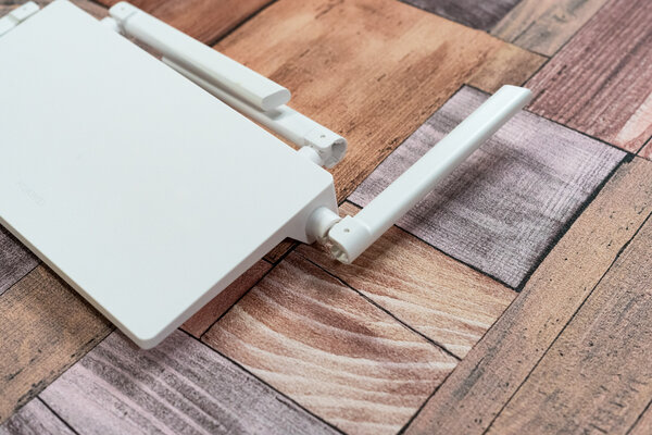 Недорогой роутер с высокой стабильностью и Wi-Fi 6 — самое то? Обзор Huawei WiFi AX2 — Внешний вид. 9