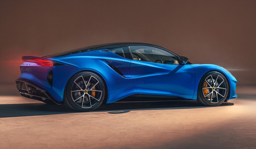 Внедорожник Ferrari и квадратная Dacia. 22 самых ожидаемых автомобиля 2022 года