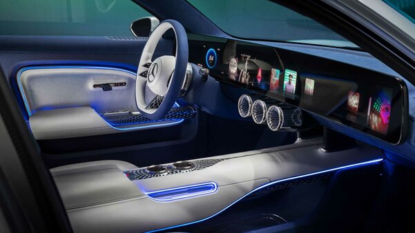 Mercedes представил электромобиль Vision EQXX: 1000 км и 47,5-дюймовый умный дисплей