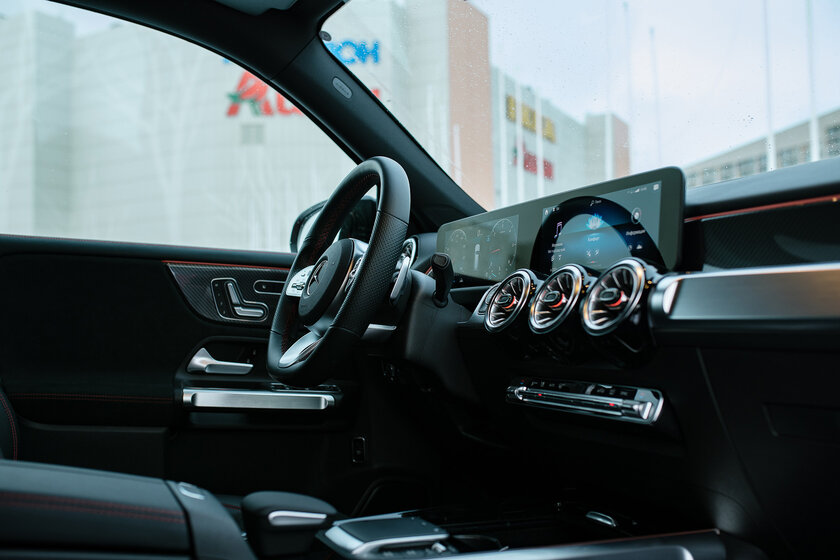 Действительно практичная модель или сплошная переплата? Проехал 890 км на Mercedes-Benz GLB (2021) — В статике. 4