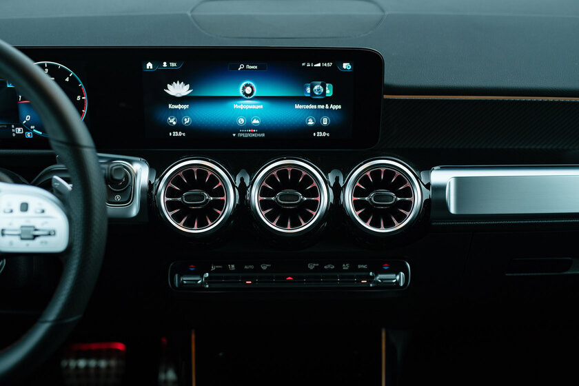 Действительно практичная модель или сплошная переплата? Проехал 890 км на Mercedes-Benz GLB (2021) — В статике. 51