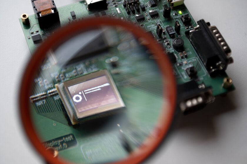 Создан первый российский OLED-микродисплей. Их умеют делать всего 5 стран