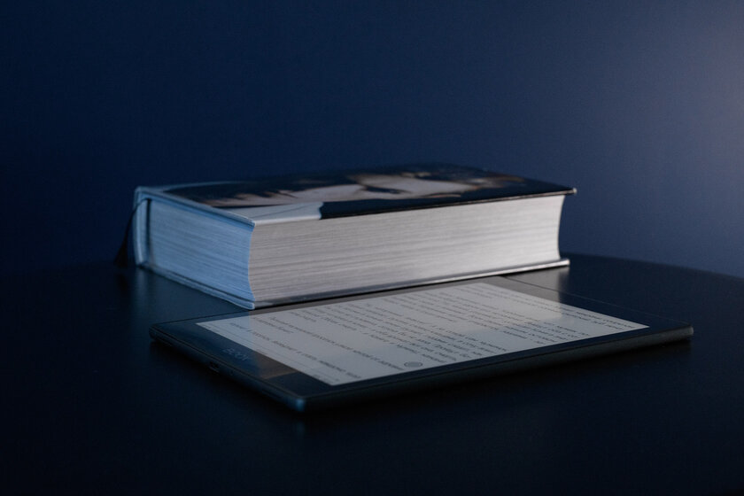 Большие электронные книги бывают удобными. Обзор Onyx Boox Edison — Внешний вид и эргономика. 7