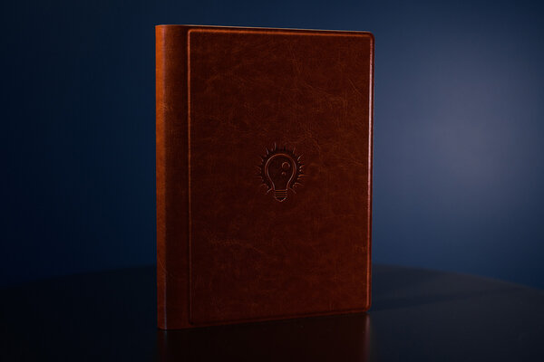 Большие электронные книги бывают удобными. Обзор Onyx Boox Edison — Внешний вид и эргономика. 1