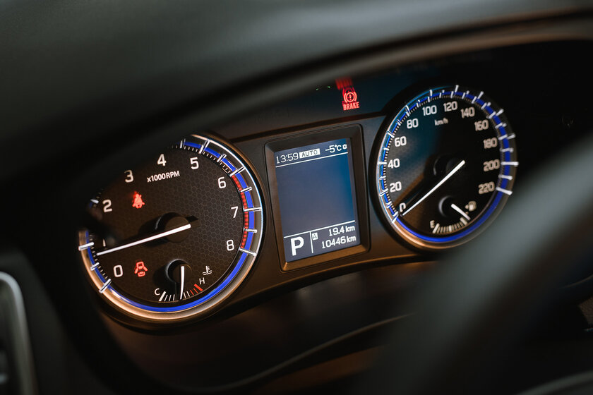 Это авто обманывает своей внешностью. Тест-драйв Suzuki SX4 2020 — Снаружи и внутри. 6