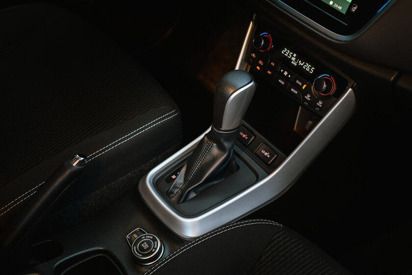 Это авто обманывает своей внешностью. Тест-драйв Suzuki SX4 2020 — В путь. 5