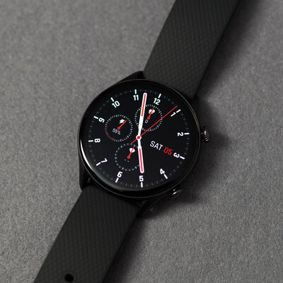 Не браслет в формате часов, а полноценные смарт-часы. Обзор Amazfit GTR 3 Pro — Особенности внешнего вида. 12