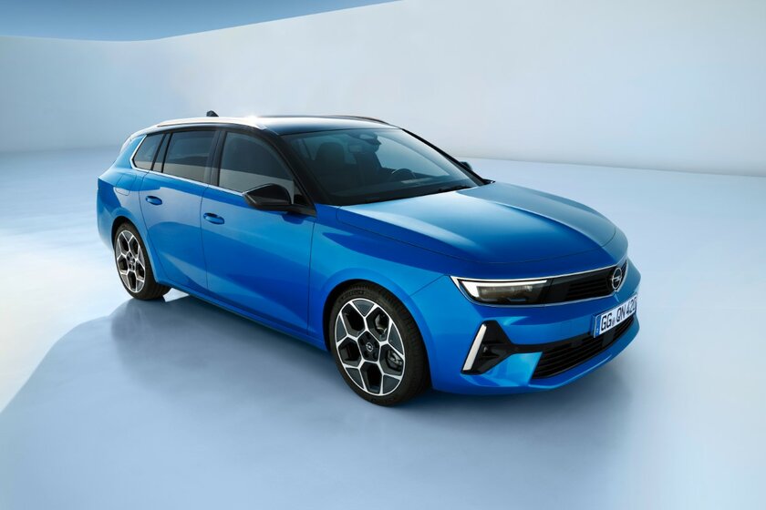 Opel запускает производство новой Astra: стильное авто привезут и в Россию