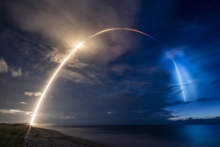 Сгорающие в атмосфере Земли спутники Starlink попали на видео — эффектное зрелище
