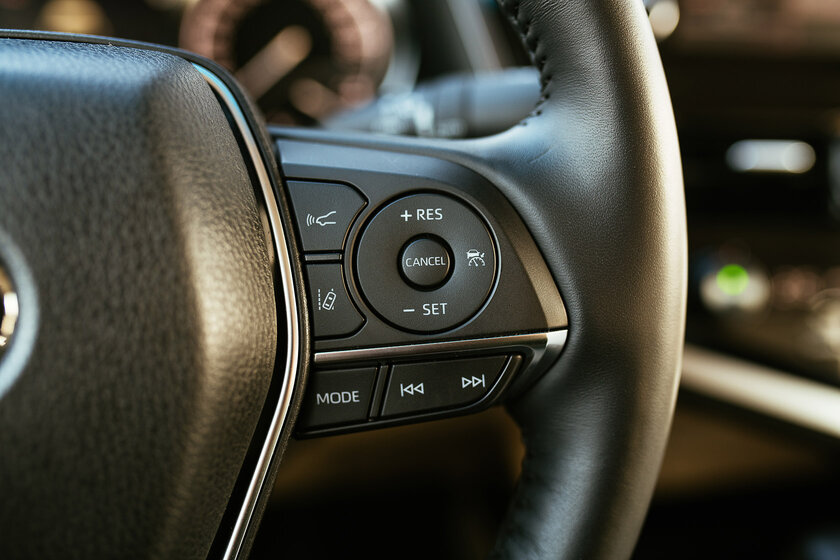 Что, если Toyota Camry не такси, а личное авто? Отрёкся от стереотипов — Встречаем по одёжке. 43