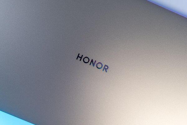 Этому ноутбуку монитор не нужен. Обзор HONOR MagicBook 16